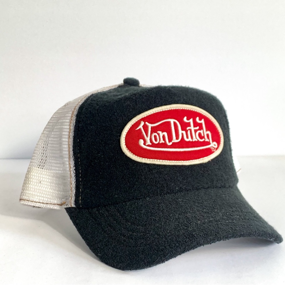 Von Dutch Black and White Trucker Hat